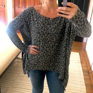 Oversized Leopard print gray sweater size small